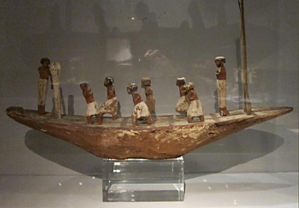 Лодка. Древний Египет. Археологический музей в Лиссабоне. Фото Лимарева В.Н. 